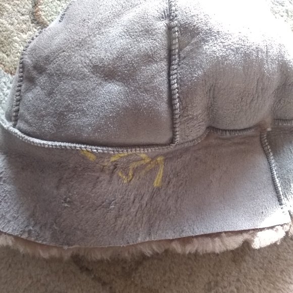 Vintage Shearling Hat - Picture 8 of 8